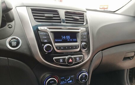 Hyundai Solaris II рестайлинг, 2014 год, 1 150 000 рублей, 20 фотография