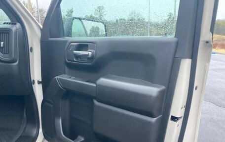 Chevrolet Silverado, 2026 год, 7 256 000 рублей, 24 фотография