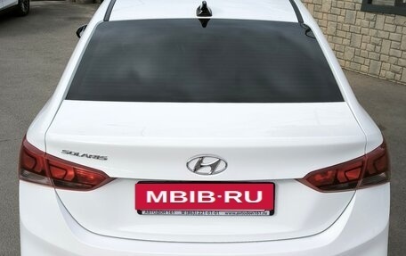 Hyundai Solaris II рестайлинг, 2017 год, 1 050 000 рублей, 2 фотография