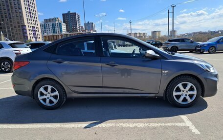 Hyundai Solaris II рестайлинг, 2012 год, 700 000 рублей, 2 фотография