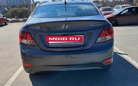 Hyundai Solaris II рестайлинг, 2012 год, 700 000 рублей, 4 фотография