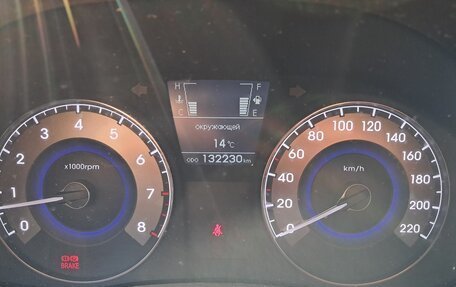 Hyundai Solaris II рестайлинг, 2012 год, 700 000 рублей, 9 фотография