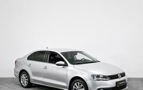 Volkswagen Jetta VI, 2012 год, 889 000 рублей, 3 фотография