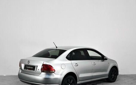 Volkswagen Polo VI (EU Market), 2013 год, 1 075 000 рублей, 2 фотография