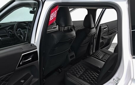 Mitsubishi Outlander, 2023 год, 3 999 000 рублей, 17 фотография