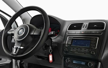 Volkswagen Polo VI (EU Market), 2013 год, 1 075 000 рублей, 7 фотография