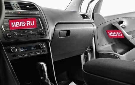 Volkswagen Polo VI (EU Market), 2013 год, 1 075 000 рублей, 9 фотография