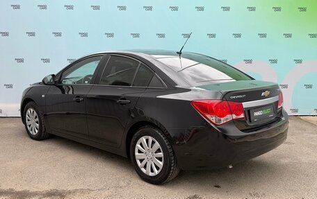 Chevrolet Cruze II, 2010 год, 895 000 рублей, 5 фотография