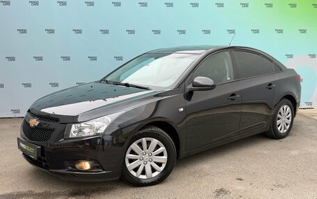 Chevrolet Cruze II, 2010 год, 895 000 рублей, 3 фотография
