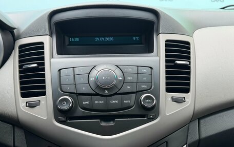 Chevrolet Cruze II, 2010 год, 895 000 рублей, 18 фотография