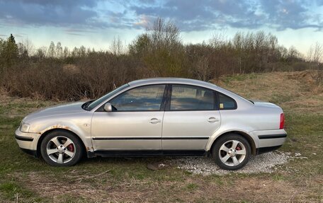 Volkswagen Passat B5+ рестайлинг, 1998 год, 370 000 рублей, 3 фотография