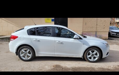 Chevrolet Cruze II, 2012 год, 610 000 рублей, 3 фотография