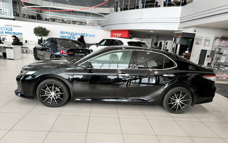 Toyota Camry, 2018 год, 2 415 000 рублей, 10 фотография