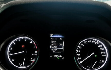 Toyota Camry, 2018 год, 2 415 000 рублей, 16 фотография