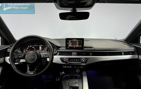 Audi A4, 2019 год, 3 030 000 рублей, 18 фотография