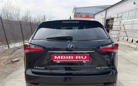 Lexus NX I, 2017 год, 3 600 000 рублей, 6 фотография