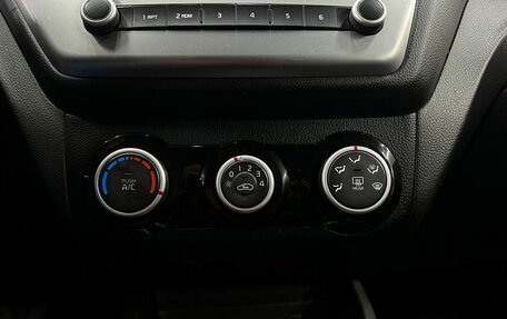 KIA Rio III рестайлинг, 2017 год, 799 888 рублей, 11 фотография