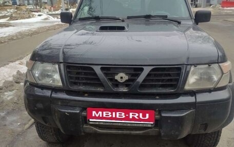 Nissan Patrol, 2001 год, 910 000 рублей, 2 фотография