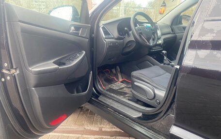 Hyundai Tucson III, 2016 год, 1 750 000 рублей, 8 фотография