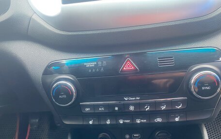 Hyundai Tucson III, 2016 год, 1 750 000 рублей, 10 фотография