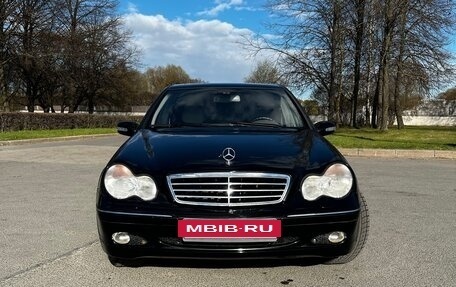 Mercedes-Benz C-Класс, 2003 год, 750 000 рублей, 2 фотография