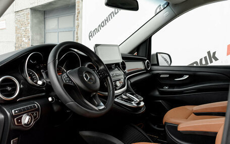 Mercedes-Benz V-Класс, 2018 год, 4 350 000 рублей, 11 фотография