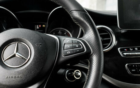 Mercedes-Benz V-Класс, 2018 год, 4 350 000 рублей, 17 фотография