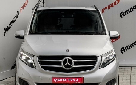 Mercedes-Benz V-Класс, 2018 год, 4 350 000 рублей, 4 фотография