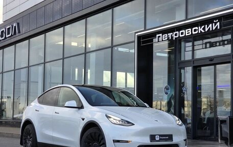 Tesla Model Y I, 2021 год, 4 000 000 рублей, 5 фотография