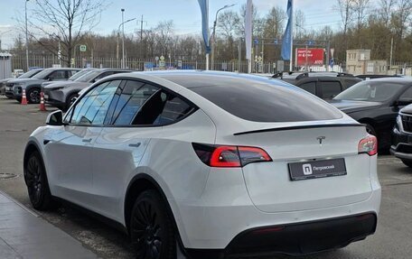 Tesla Model Y I, 2021 год, 4 000 000 рублей, 11 фотография
