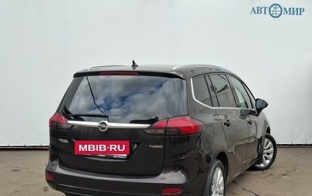Opel Zafira C рестайлинг, 2014 год, 1 050 000 рублей, 5 фотография