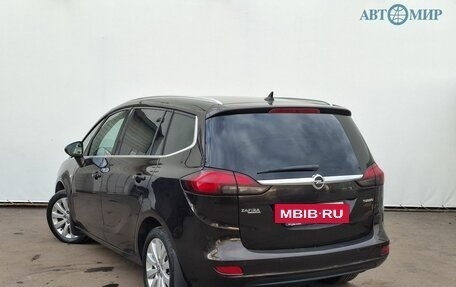 Opel Zafira C рестайлинг, 2014 год, 1 050 000 рублей, 7 фотография