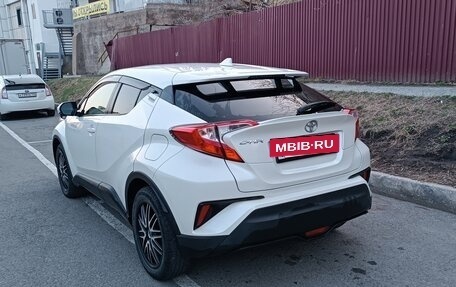 Toyota C-HR I рестайлинг, 2017 год, 1 550 000 рублей, 3 фотография