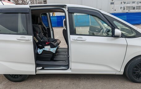 Honda Freed II, 2021 год, 2 000 000 рублей, 8 фотография