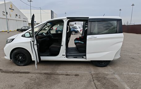 Honda Freed II, 2021 год, 2 000 000 рублей, 5 фотография