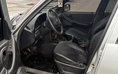 Chevrolet Niva I рестайлинг, 2015 год, 790 000 рублей, 9 фотография