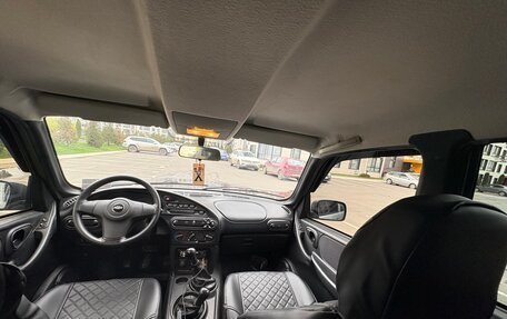 Chevrolet Niva I рестайлинг, 2015 год, 790 000 рублей, 11 фотография