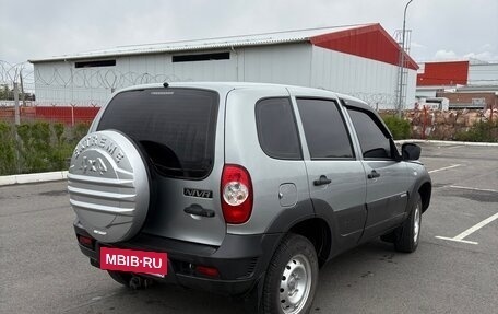 Chevrolet Niva I рестайлинг, 2015 год, 790 000 рублей, 7 фотография