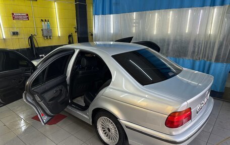 BMW 5 серия, 1996 год, 555 000 рублей, 3 фотография