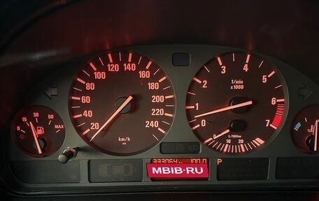 BMW 5 серия, 1996 год, 555 000 рублей, 17 фотография