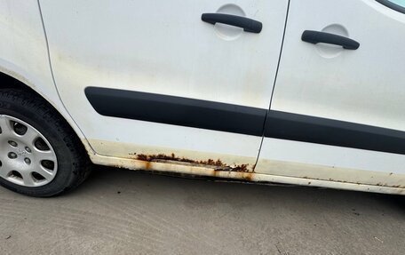 Peugeot Partner II рестайлинг 2, 2010 год, 570 000 рублей, 4 фотография