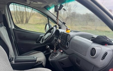 Peugeot Partner II рестайлинг 2, 2010 год, 570 000 рублей, 11 фотография