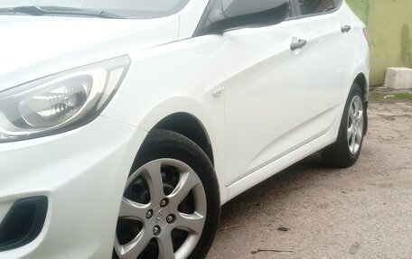 Hyundai Solaris II рестайлинг, 2013 год, 1 000 050 рублей, 8 фотография