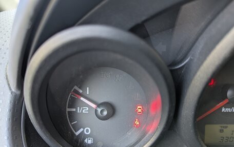 Mitsubishi Colt VI рестайлинг, 2007 год, 500 000 рублей, 11 фотография