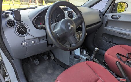 Mitsubishi Colt VI рестайлинг, 2007 год, 500 000 рублей, 6 фотография