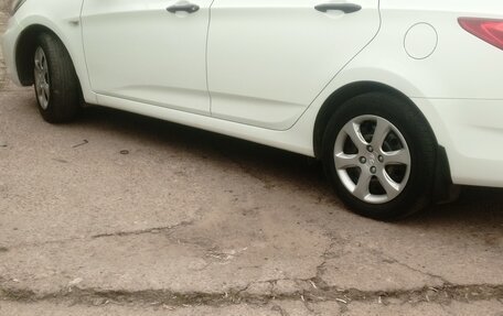 Hyundai Solaris II рестайлинг, 2013 год, 1 000 050 рублей, 4 фотография