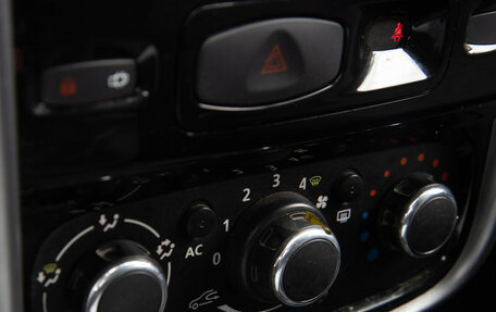 Renault Duster I рестайлинг, 2013 год, 598 000 рублей, 13 фотография