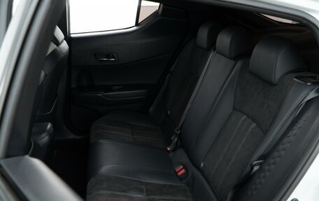 Toyota C-HR I рестайлинг, 2021 год, 3 922 046 рублей, 9 фотография