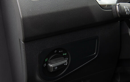 Volkswagen Tiguan II, 2018 год, 2 798 000 рублей, 21 фотография