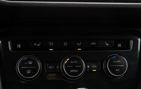 Volkswagen Tiguan II, 2018 год, 2 798 000 рублей, 22 фотография